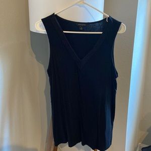Black Banana Republic embellished V neck tank top, size M.